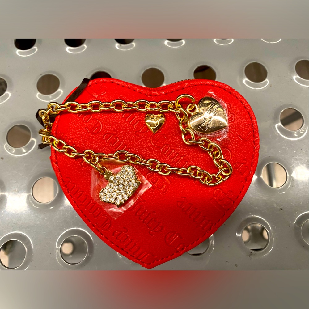 Juicy Couture Heart Wallet/Wristlet
